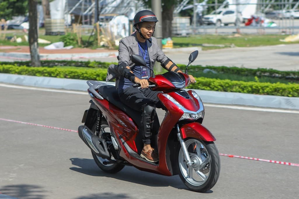 Bằng lái xe máy A